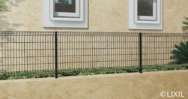 LIXIL　ハイグリッドフェンス