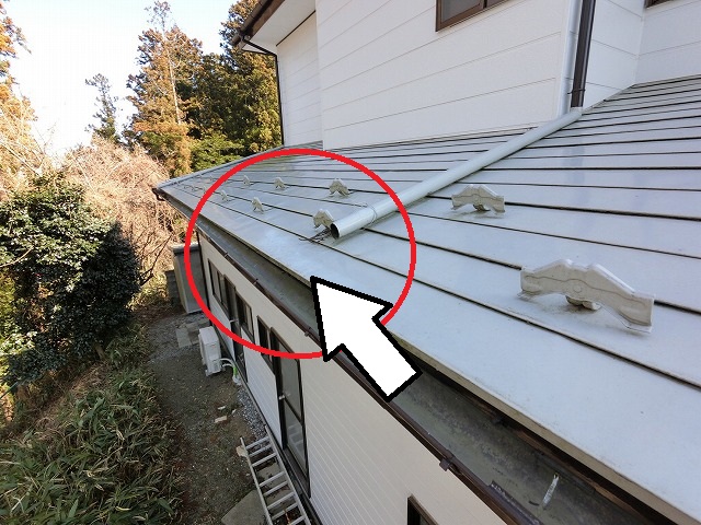 仙台市太白区　1階の這わせ樋が外れている様子