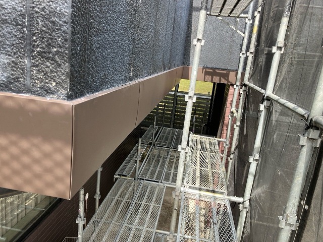 幕板板金取付け工事完成