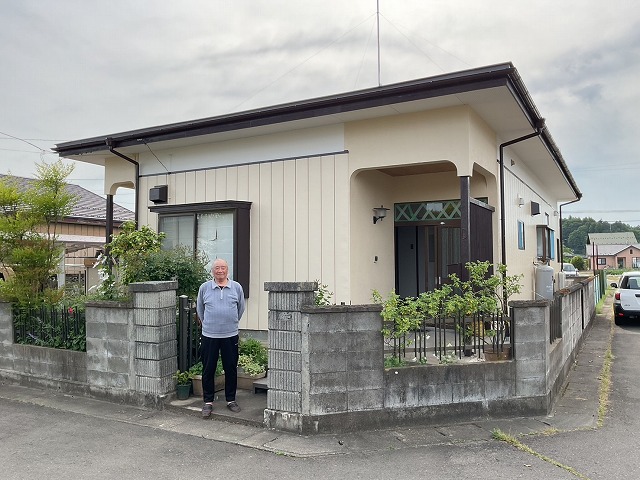 角田市 チョーキングが発生していた外壁と木部の塗装。とても綺麗に仕上がりました！