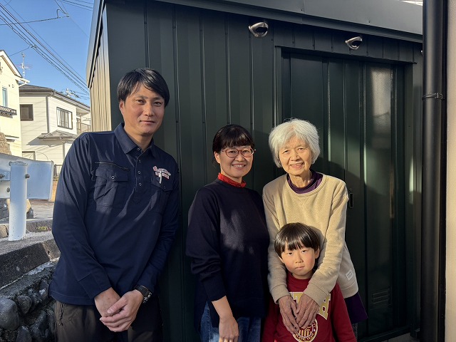 仙台市太白区 M様邸 物置の雨漏りを屋根カバー工事と外壁カバー工事で解決したお客様