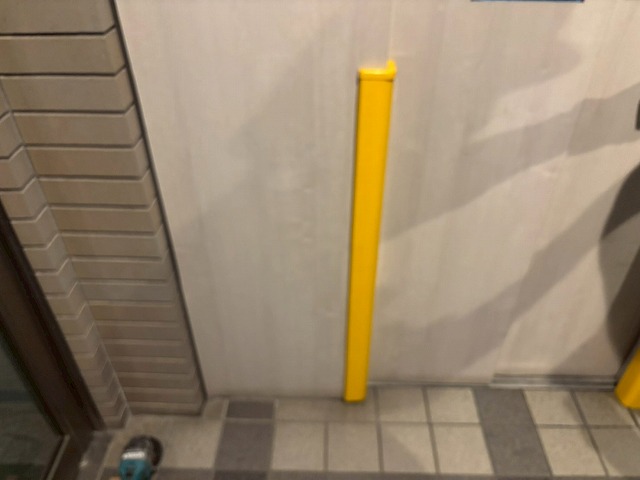 仙台市太白区 マンション補修工事 エレベーター脇コーナーガード取付け キャップ