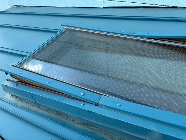 仙台市太白区-天窓部分補修工事前