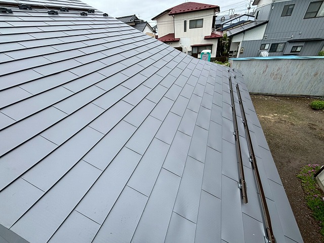 仙台市太白区 屋根カバー工事 1階屋根完工