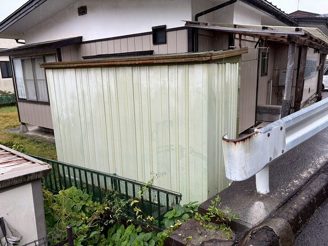 仙台市太白区 物置全体写真