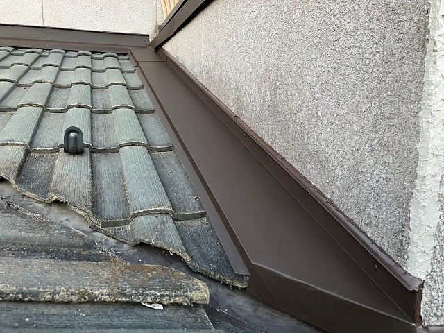 仙台市太白区-雨押え板金-捨て板金設置