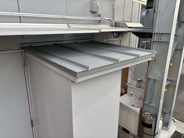 仙台市宮城野区 工場 洗面所 敷居 屋根完工