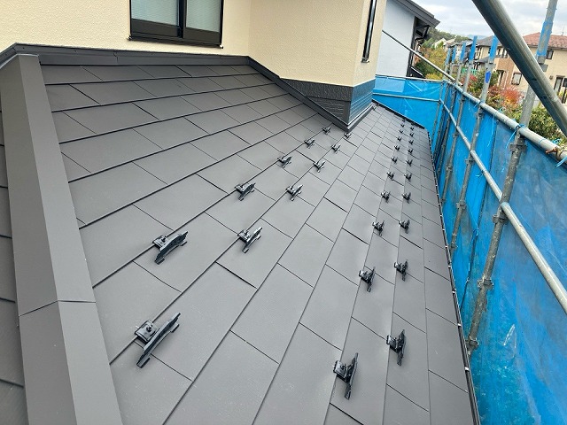 仙台市泉区 屋根カバー工事 １階屋根完工