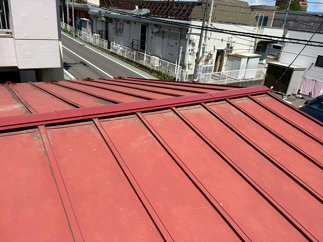 塩釜市 雨漏り修繕 棟包み板金交換工事 完工